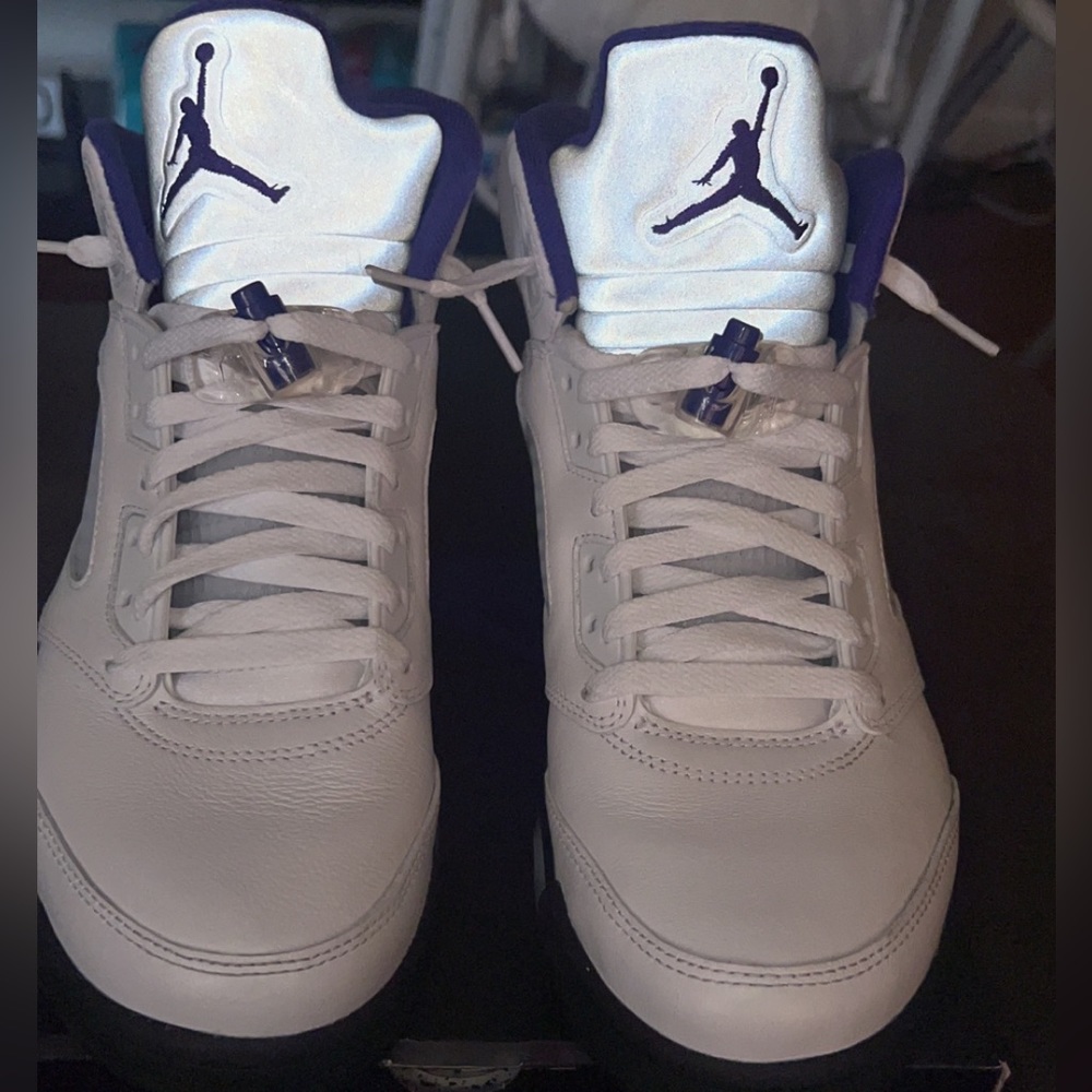 Jordan 5 dark concord (used) like new